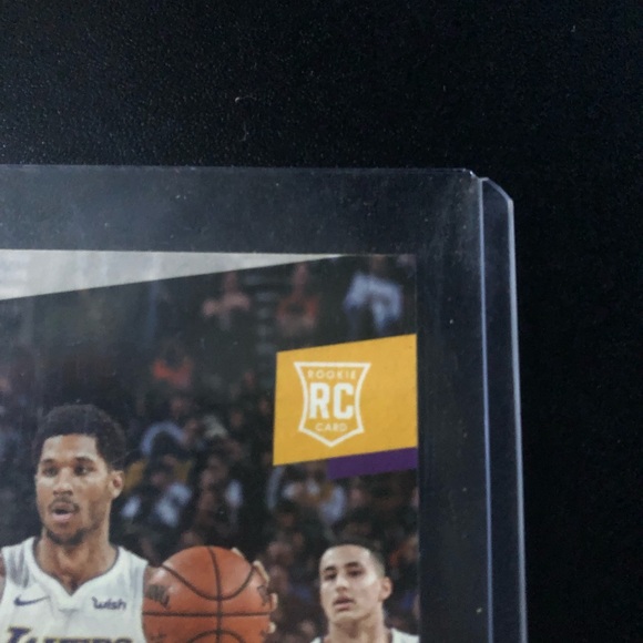 Josh Hart Rookie Basketball Card - Picture 4 of 4